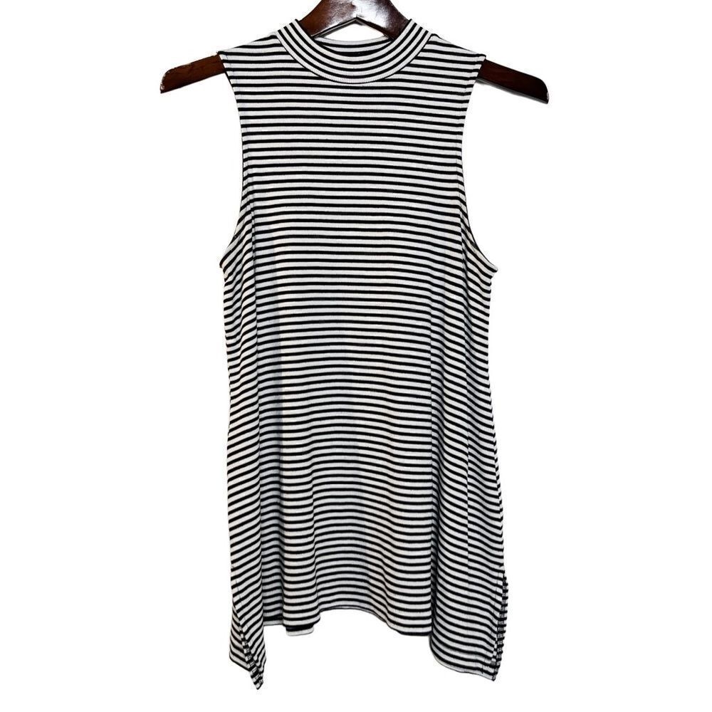 Mossimo Striped High Neck Ribbed Tank top Black and whit Size Small